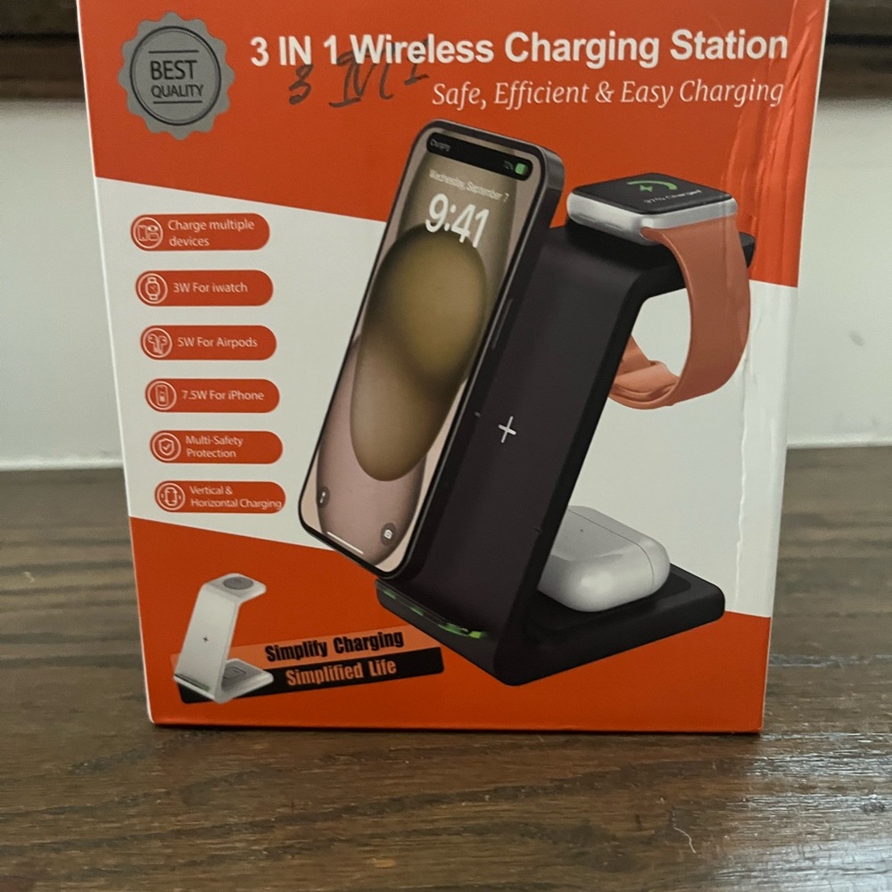 3-in-1 Wireless Charging Station - white CIYOYO charger